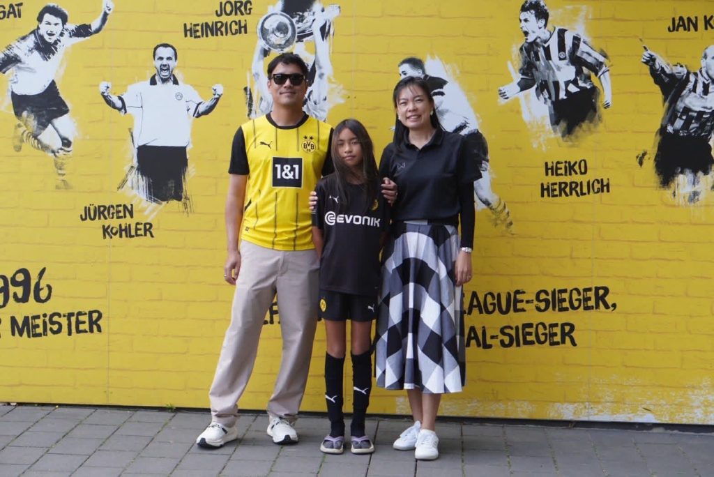 Thai parent's testimonial - Praew